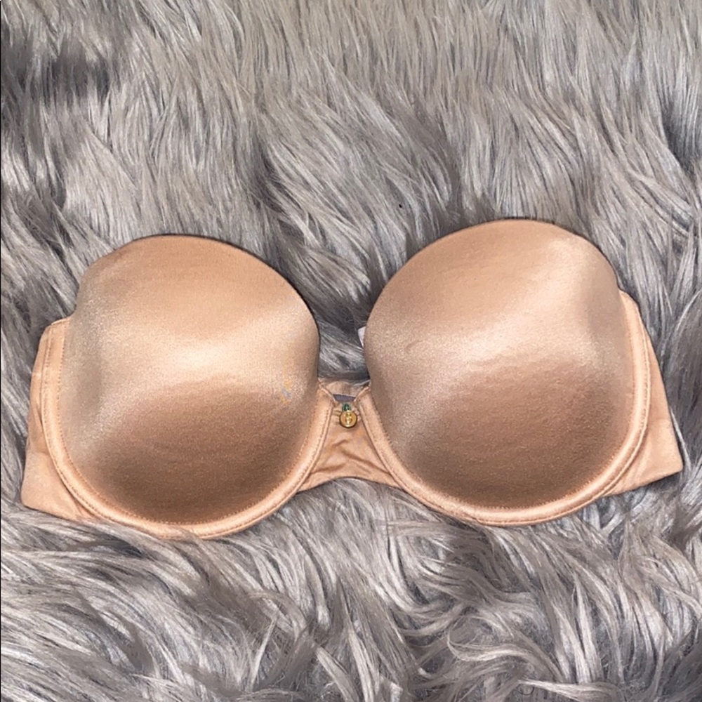 SALE ‼️VICTORIA SECRET STRAPLESS BRA